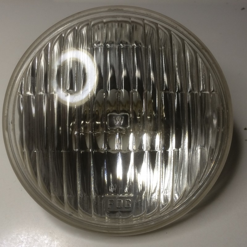 Sealed beam #4015